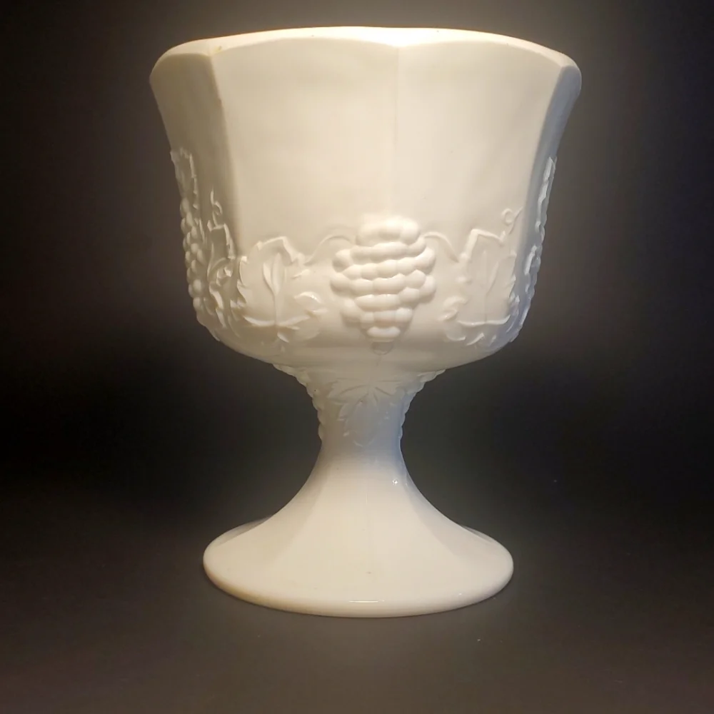 Indiana Glass Vintage White Milk Glass Pedestal Bowl Vase Compote Harvest Grape